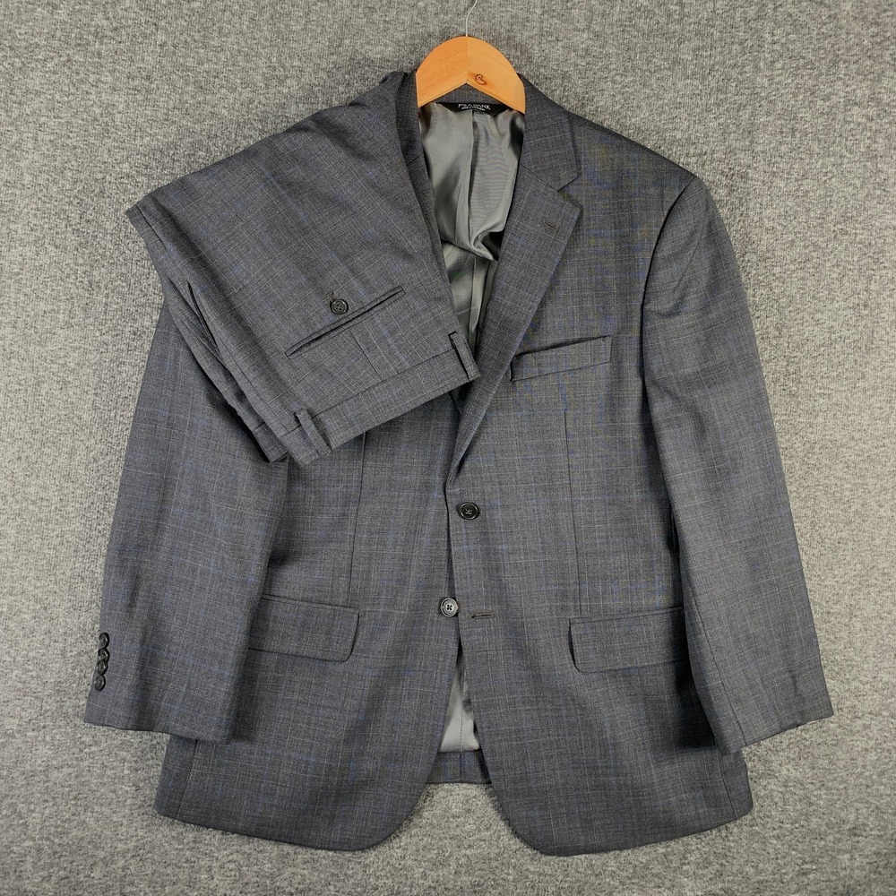 Jos A Bank 2 Piece Suit Men 42S Gray Tailored Glen Plaid Windowpane 36x27